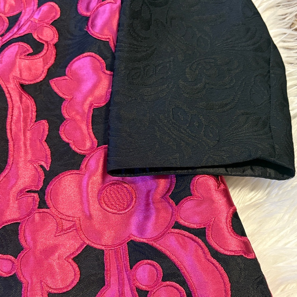 Grace Chuang of New York, Elegant Black and Pink Floral Blazer, Size Medium - Picture 2 of 11